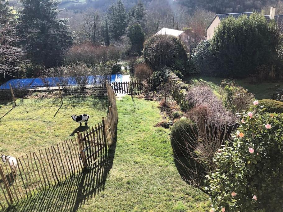 Maisonnette De Charme Les Jardins De Lou Boussac  Екстериор снимка